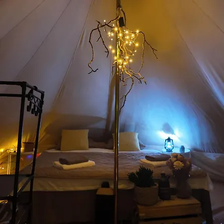 Bushcraft Glamping Mon With Stunning Sunrise View *