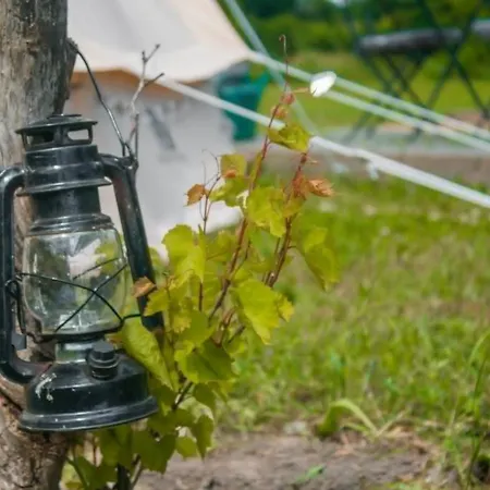 Bushcraft Glamping Mon With Stunning Sunrise View Campismo de Luxo *