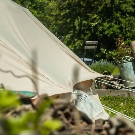 Bushcraft Glamping Mon With Stunning Sunrise View Lüks kamp alanı Askeby